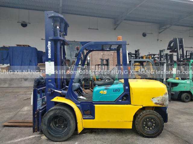 KOM FD45T-7 (H2)